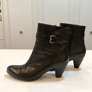 ECCO Black Leather Ankle Boots– Size 41 (US Women’s ~10-10.5) – Excellent Used